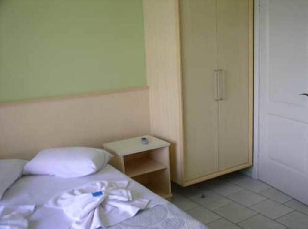 Hotel Pousada Mineirinho Balneário Praia do Leste Rum bild